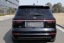 最新款理想one爆料,豪华智能SUV，颠覆传统出行体验！”